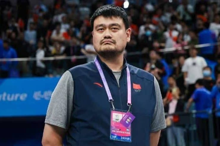第44分钟，汉密尔顿右路横传门前鲍勃稍稍慢了半拍，随后戈麦斯弧顶远射打高了。